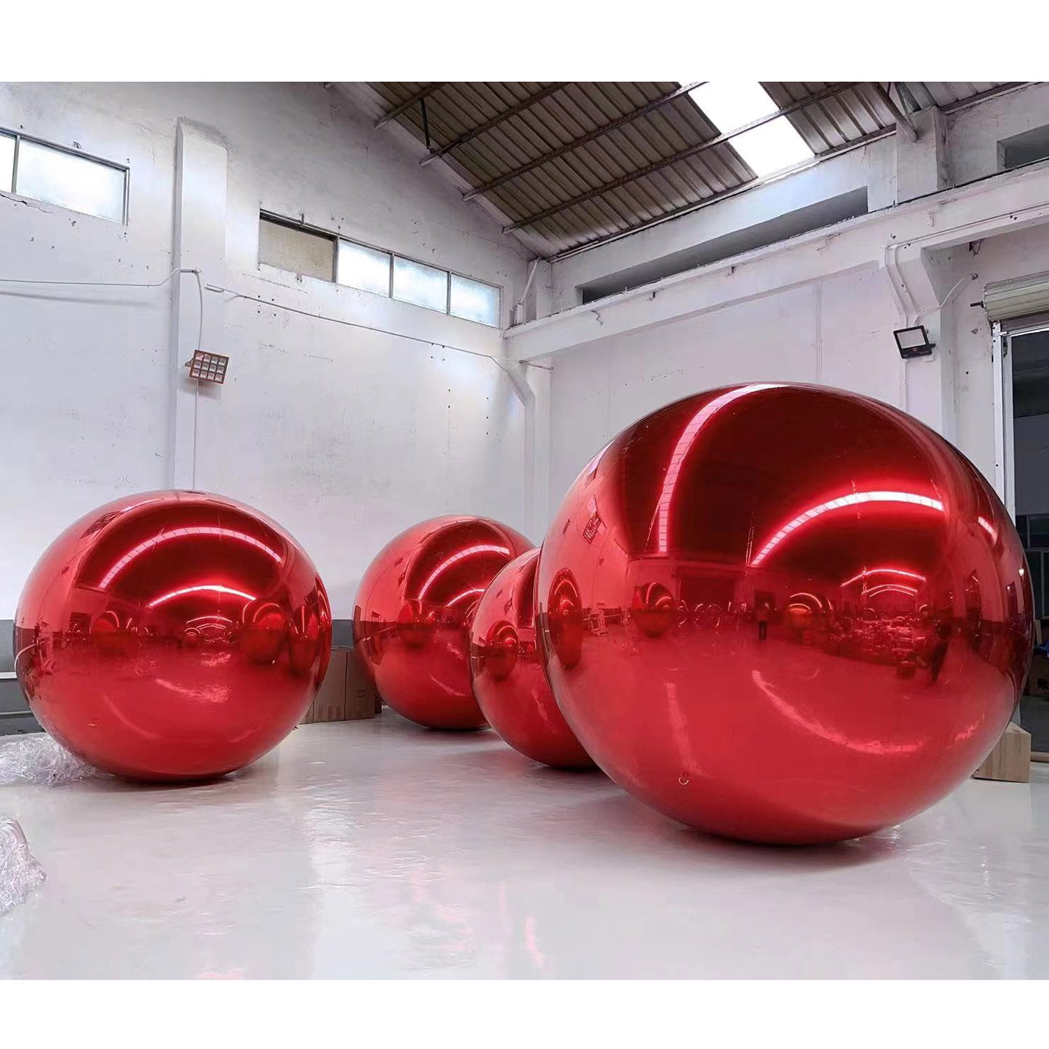 Giant Inflatable Mirror Ball Sealed Disco Inflatable Mirror Sphere Red Pvc Chrome Shinny Balloon For Wedding Stage Decoration