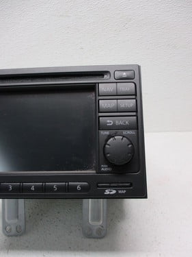 Pre-Owned 2013-2015 Nissan Rogue GPS Navigation AM FM CD Radio Receiver OEM LKQ - Verify Specific Vehicle Fitment In Description - (Good)