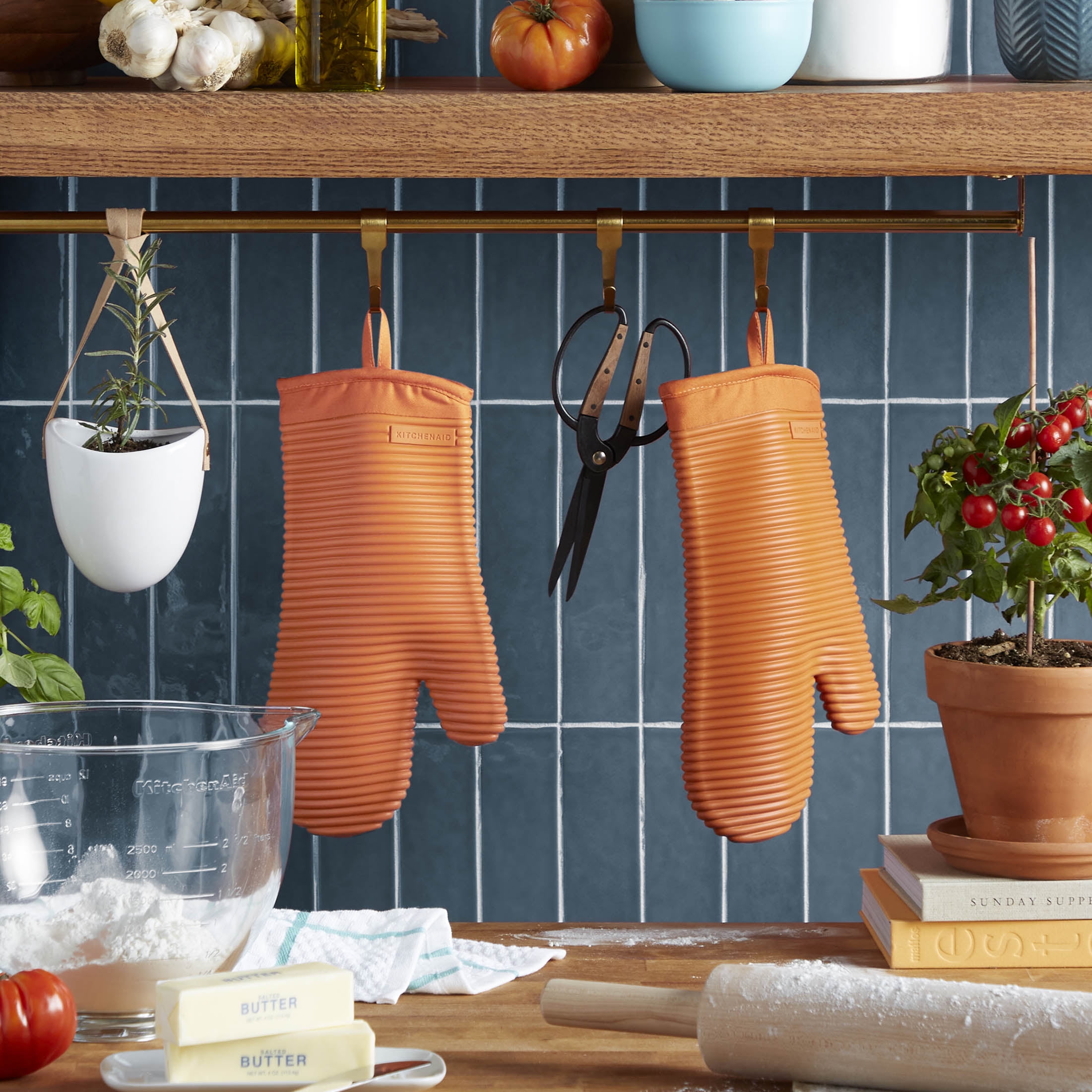 KitchenAid Ribbed Soft Silicone Oven Mitt 2-Pack Set, Honey, 7.5"x13"