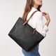 thumbnail image 4 of Bolso de mano Fossil Rachel ZB7507001 para mujer en piel, 4 of 5