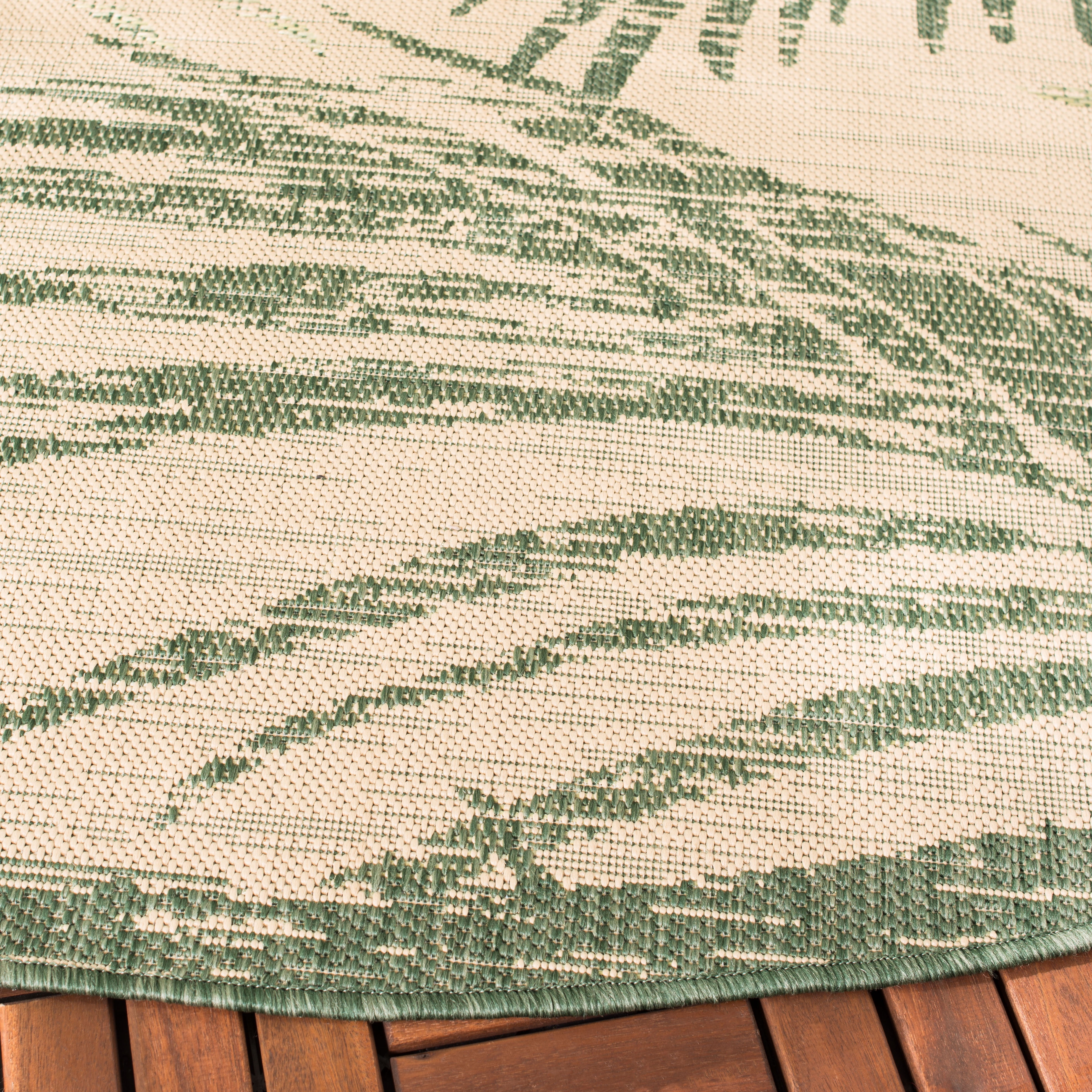 Safavieh Courtyard Padic Botanical Indoor/Outdoor Area Rug, Beige/Green, 4' x 4' Round