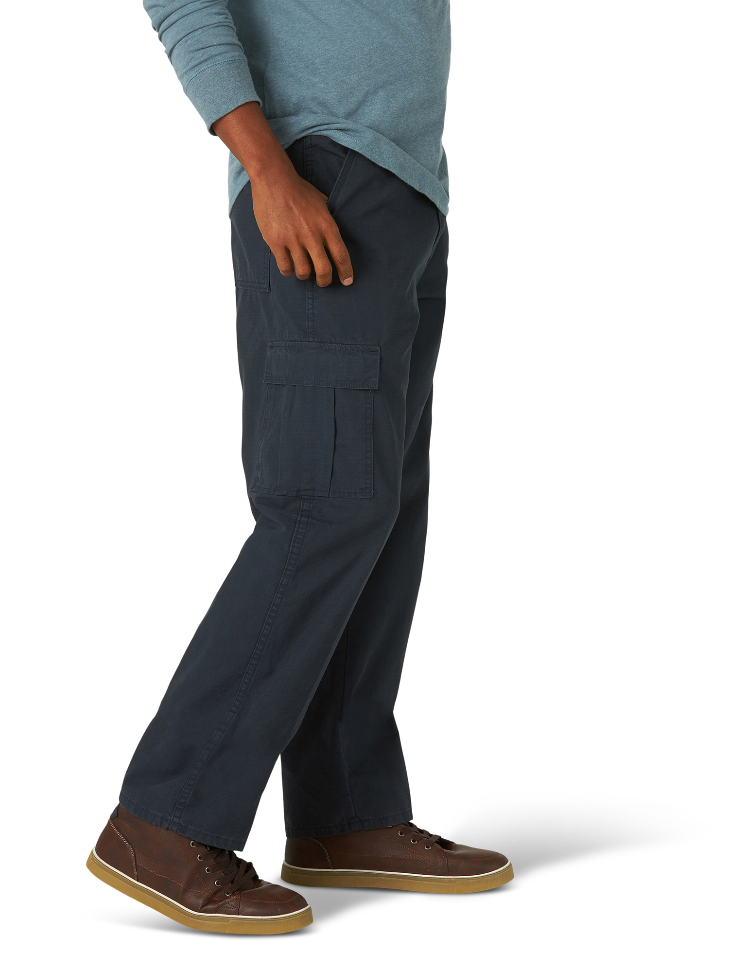 Wrangler Men's and Big Men's Relaxed Fit Cargo Pants With Stretch ...