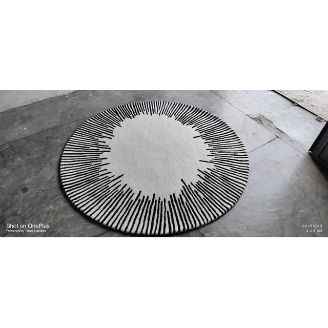 Premium Handmade Rug with Linear Patterns made with 100% New Zealand Wool Best Suites in your Living Room