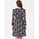 thumbnail image 4 of Vestido a media pierna con cuello en V y estampado floral con cintura fruncida Negros XS, 4 of 6