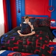thumbnail image 4 of meiyoeat Geometric Abstract Art 7Pcs Queen Bedding For Boys,Modern Plaid Bedding Comforter Set Queen For Kids,Black Reversible, 4 of 7