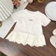 thumbnail image 5 of Blusas y camisas de manga corta con cuello redondo Camiseta de niña Camiseta de verano con cuello redondo y apliques de encaje con volantes Camiseta de manga corta Falda superior Camisa de capa base C, 5 of 6