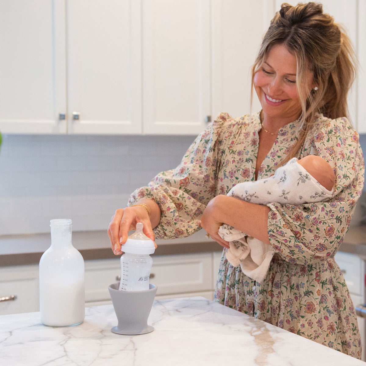 Bökee Baby Bottle and Breast Pump Holder and Snack Bowl – Silicone One Hand Milk & Formula Prep with Suction Cup - Dishwasher Safe - Light Grey, 1-Pack