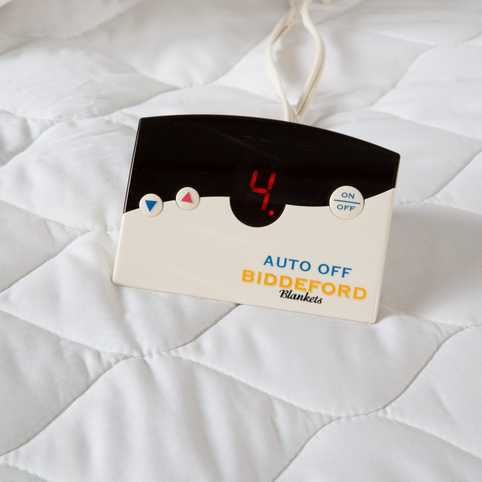 Biddeford Electric Mattress Pad, Cotton Blend. 4 Oz Quilted Skirt With  Digital Controller, Twin, White - Walmart.com
