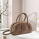 thumbnail image 4 of Bolso de peluche multifuncional y elegante, ideal para cumpleaños y compras. marrón claro, 4 of 8
