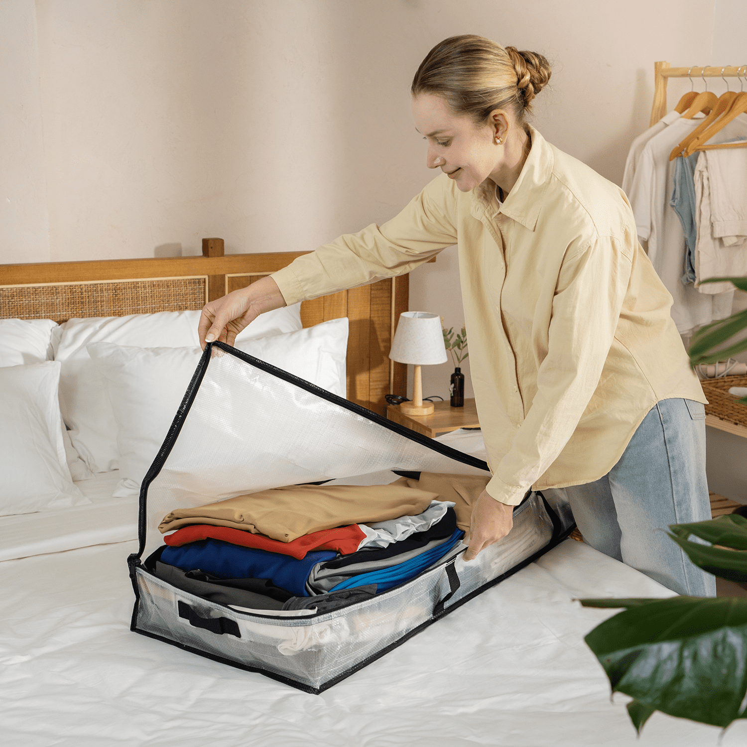 Mainstays Heavy Duty Clear Under-Bed Storage Bag with Handles and Zipper Closure, 42 in x 18 in x 6 in