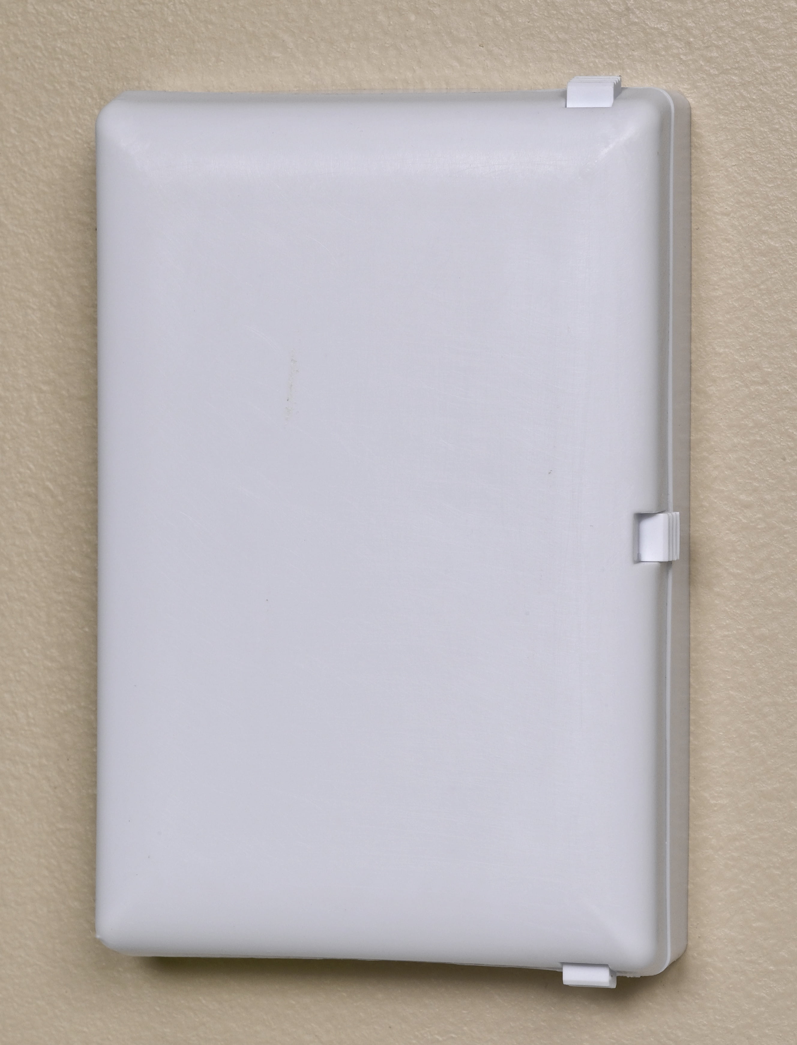 Child Be Safe Infant and Pet Proof Wall Outlet Cover Box, White, 2 Piece