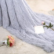 Faux Fur Throw Blanket, Fuzzy Plush Soft Skin-friendly Fleece Blanket, Fluffy Cozy Throw Blankets for Couch, Sofa, Bed, Thick Comfy Blankets and Throws, 46.8x31.2 inches