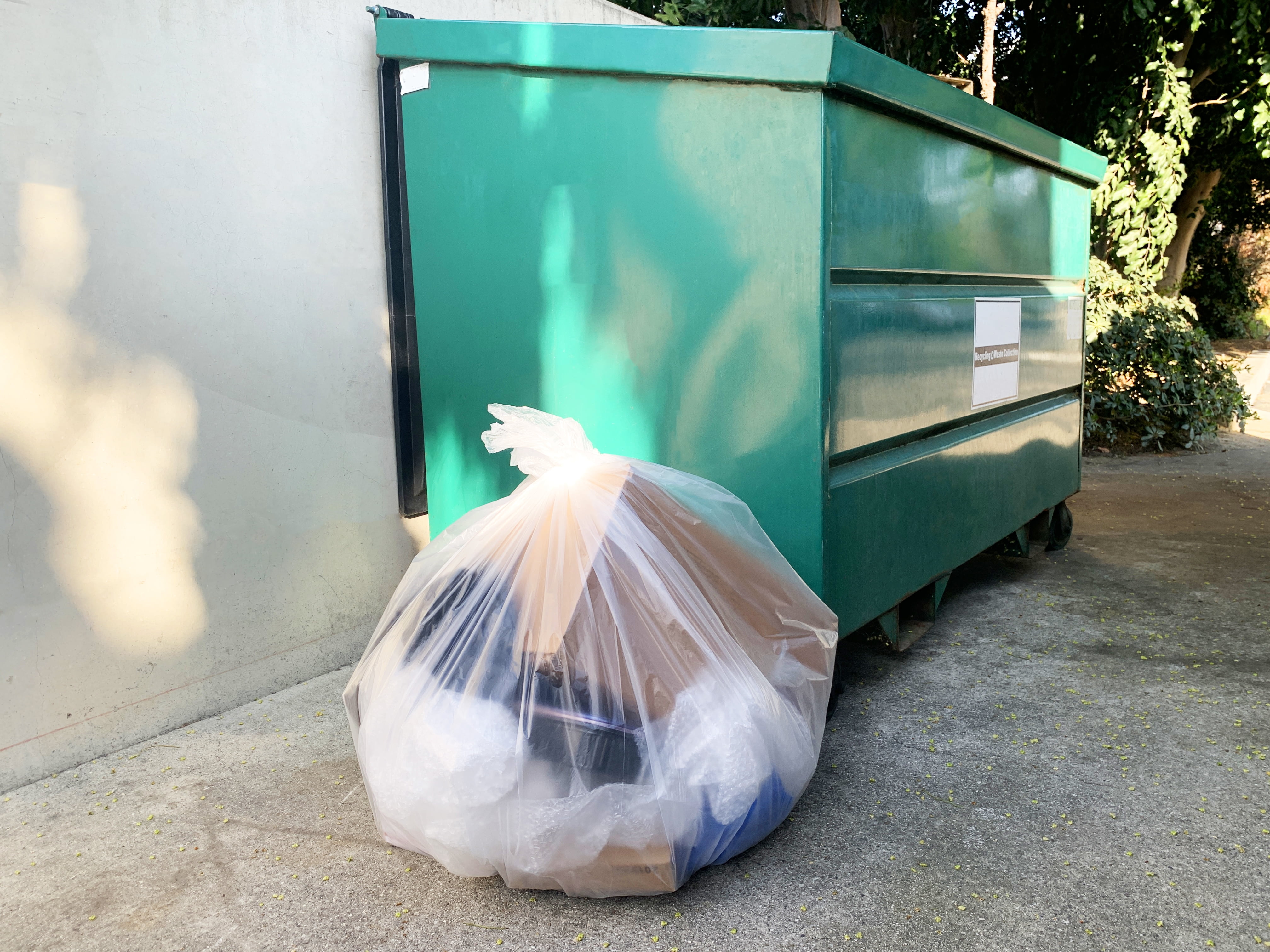 Ruibeauty 60pcs Trash Bags,2 Gallon Handle Garbage Bags Trash Can Liners Bathroom, Bedroom, Office, Car, Home Waste Bin Plastic Trash Can Liners