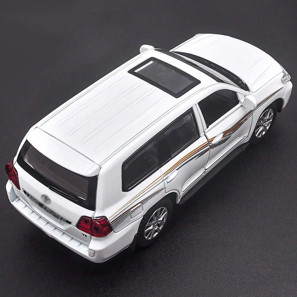 1:32 scale Toyota Land Cruiser Prado die-cast car model with opening doors, lights, sound and spring return function. Birthday gift toy car for boys.
