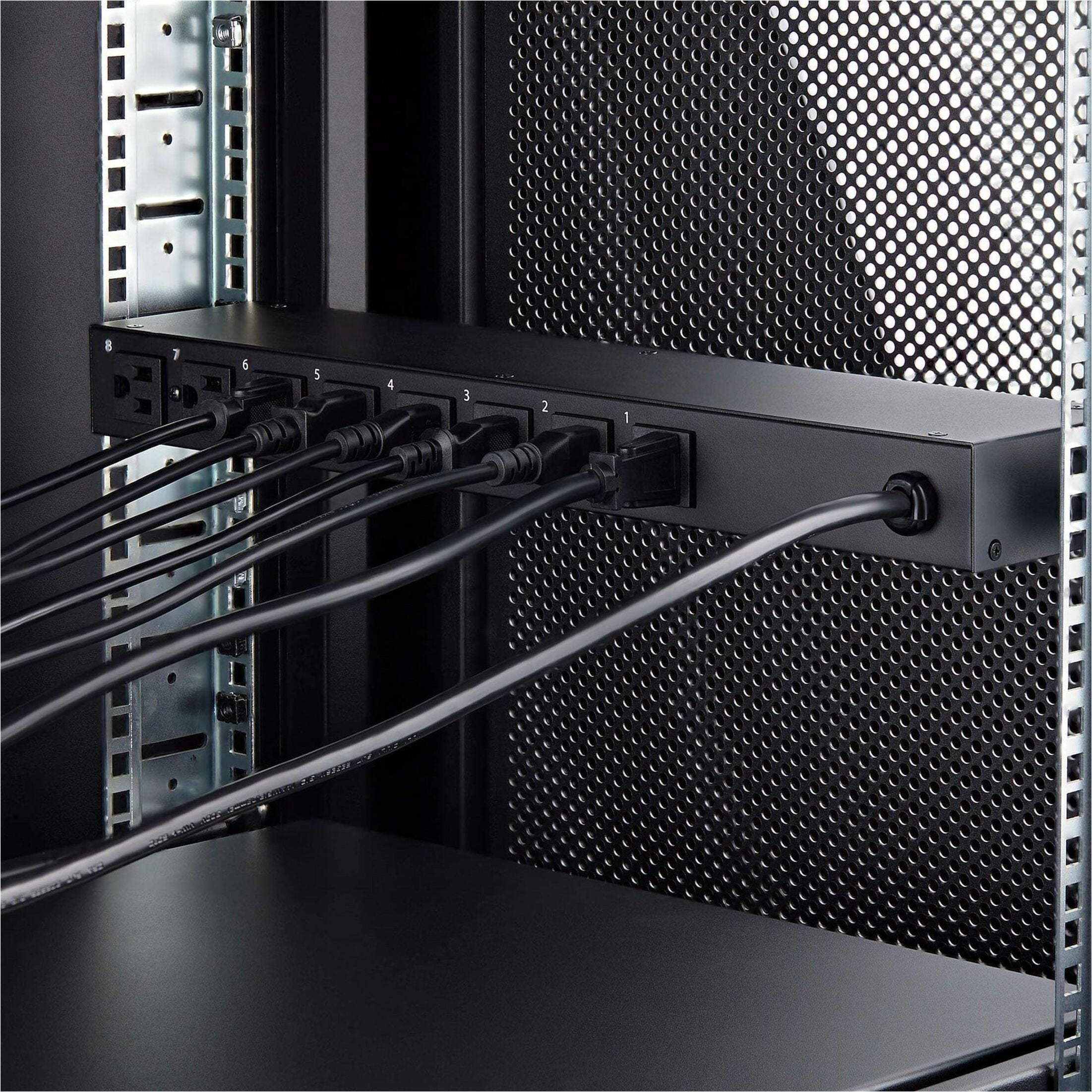 StarTech 8-Outlet Horizontal Rack Mount PDU, 1U Power Strip 8NS8-RACK-MOUNT-PDU
