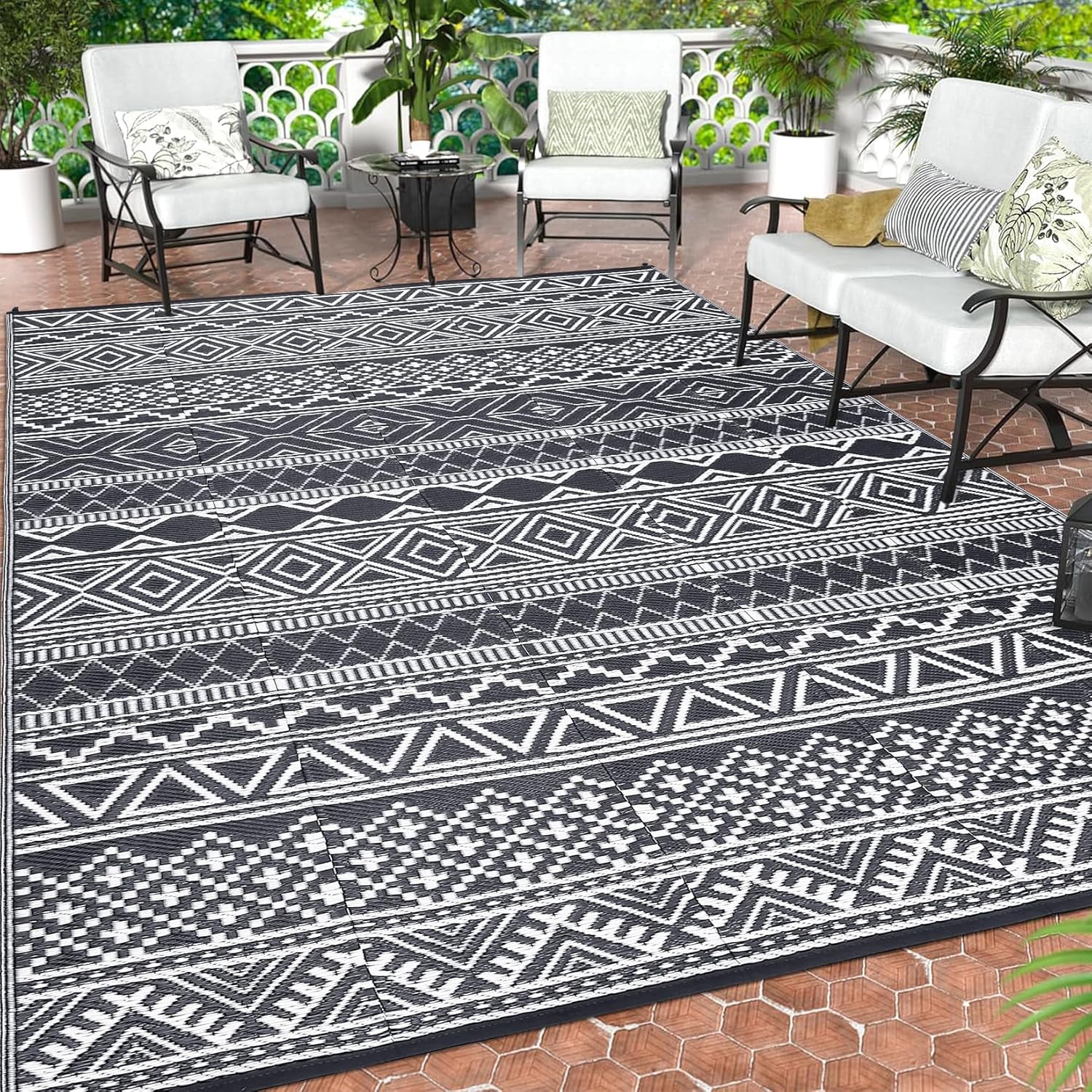 Twister.CK 5' x 8' Plastic Outdoor Rugs, Waterproof Bohemia Straw Rug Reversible Outside Carpet for Patio Deck Porch Backyard Camping Picnic Beach, Black & White