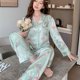 thumbnail image 4 of Conjunto de ropa de dormir para mujer, pijama de satén de manga larga con estampado para fiesta de Navidad, primavera y otoño, novedad, 4 of 4