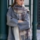 thumbnail image 4 of Bufandas de mujer, chales y envolturas, bufanda de cuello, bufanda de invierno, tacto suave de cachemira, unisex, para hombres y mujeres, bufanda de otoño e invierno, suave, clásica, cálida, 4 of 5