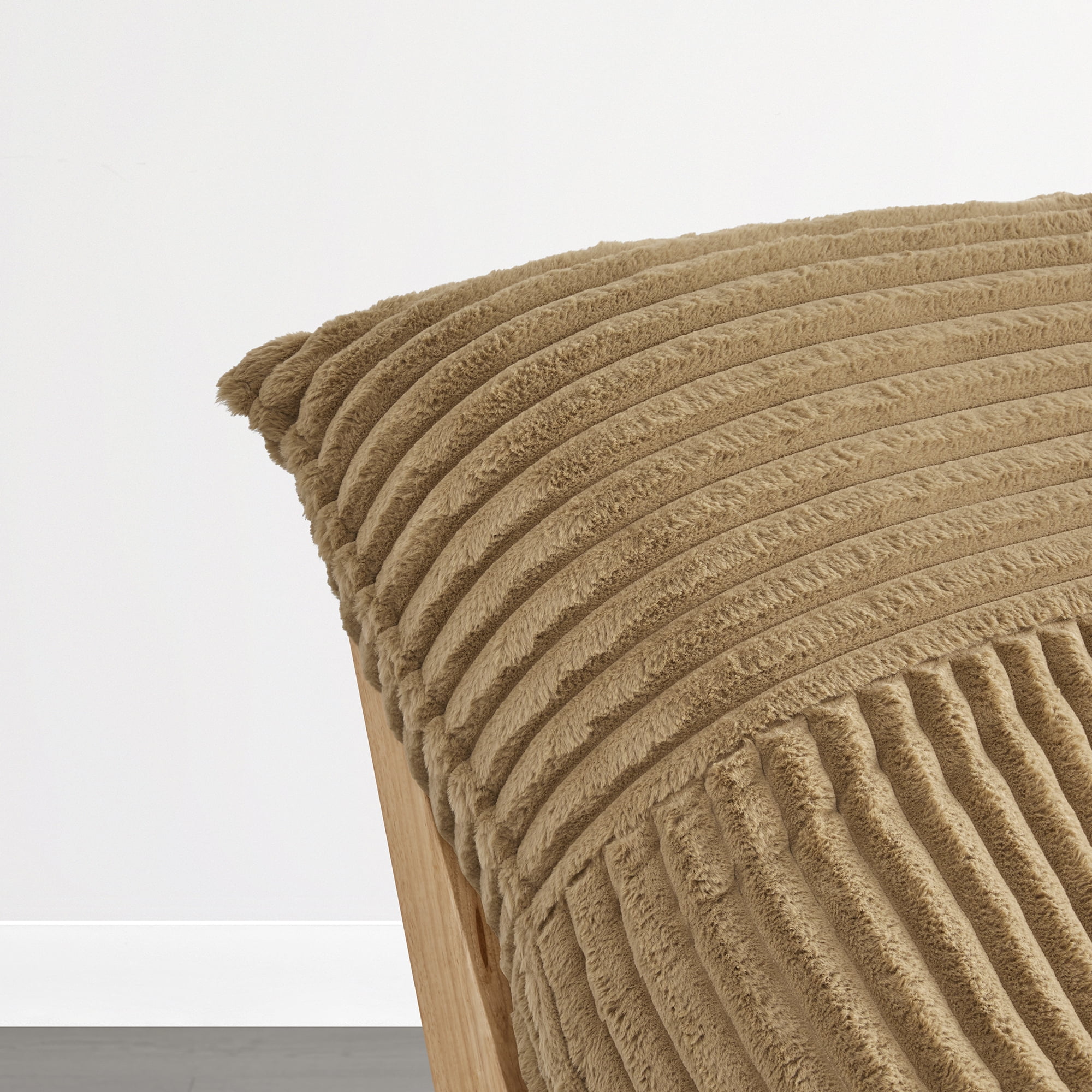 Spruce & Spring Oversized Cloud Accent Chair, Upholstered Lounge Chair with Deep Seat and Plush Cushions, Brown Faux Fur