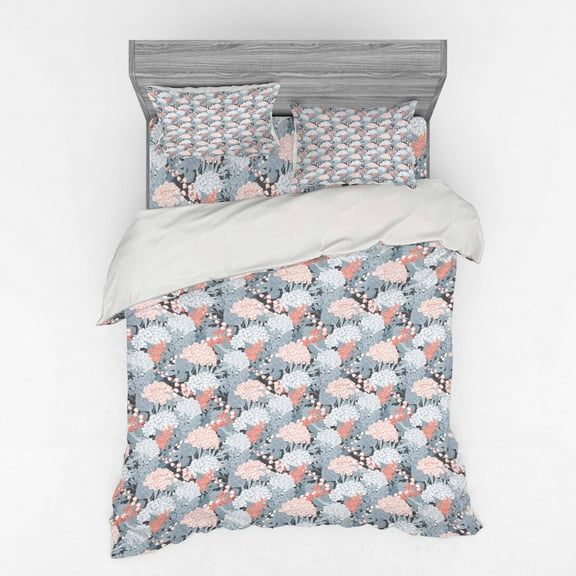 Floral Duvet Cover Set, Nostalgic Floristry Art Arrangement with Hydrangea Blossoms Graceful Nature Theme, Bedding Set with Shams and Fitted Sheet, 3 Sizes, by Ambesonne