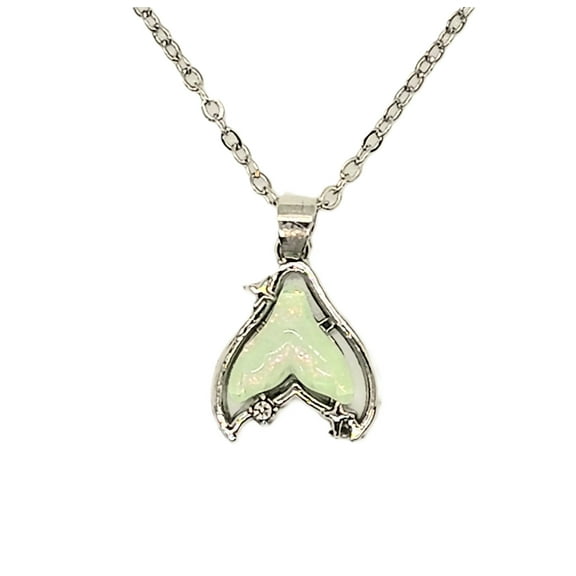 Whale Tail Green, Beach Style Necklace, Silver Tone