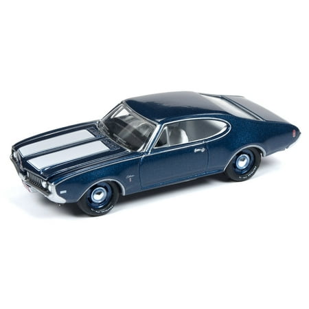 1970 Oldsmobile Cutlass Supreme - Johnny Lightning JLMC019 Muscle Car 1969 Oldsmobile Cutlass VER B Blue Poly