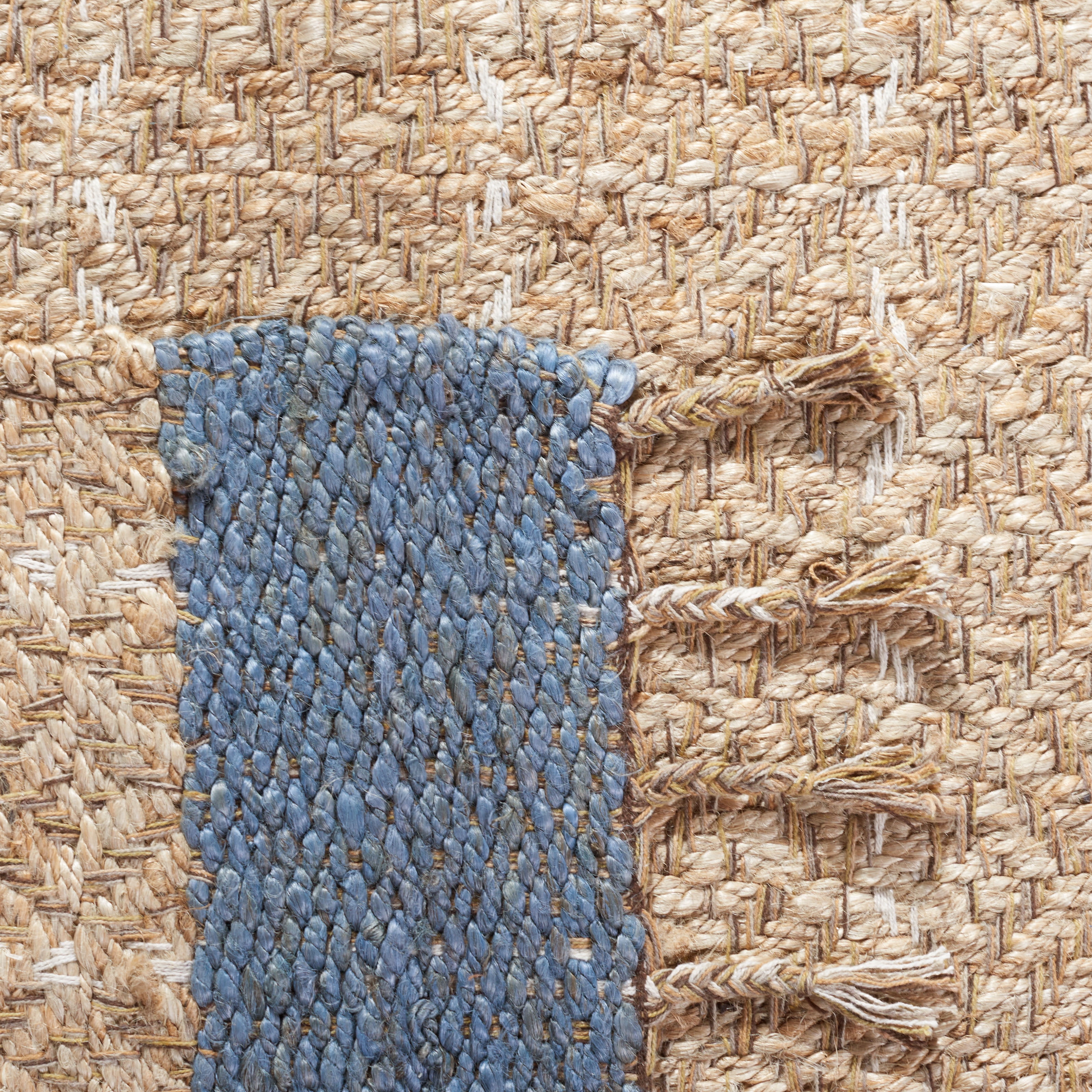 SAFAVIEH Cape Cod Kristen Distressed Area Rug, Gray/Natural, 5' x 8'