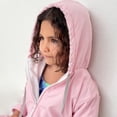 thumbnail image 3 of Bata de natación para Niños/as, Impermeable, interior de toalla. tallas 4 a 14 años., 3 of 5
