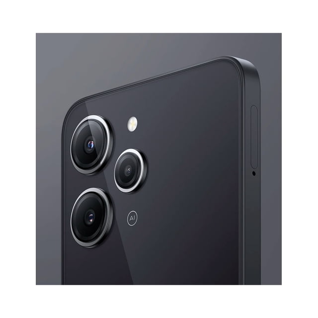 smartphone xiaomi redmi 12 negro 128gb 8gb Vista cercana del panel trasero en cristal negro con bordes planos; tres cámaras circulares visibles (50MP principal, 8MP ultra gran angular, 2MP macro), flash LED y lector de huellas lateral; muestra diseño resistente a salpicaduras e indica Android 13 y pantalla DotDisplay FHD+ de 6.79".