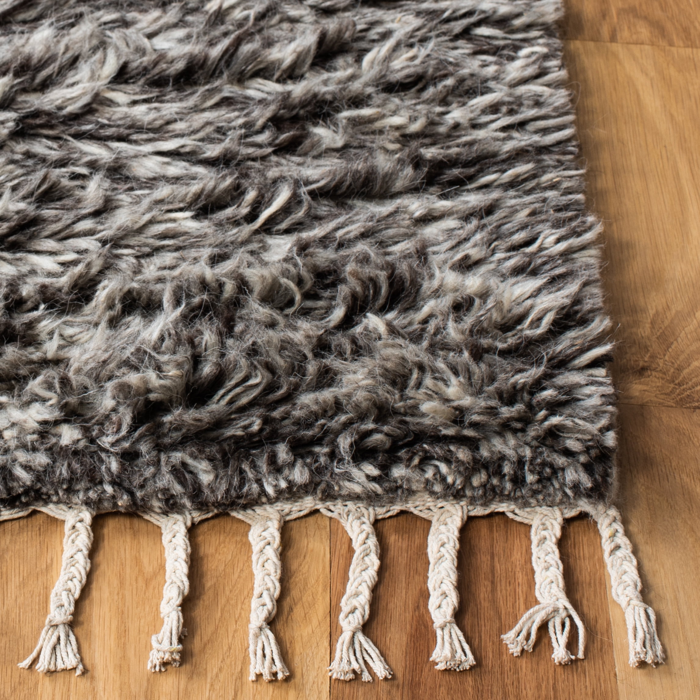 SAFAVIEH Casablanca Anglia Solid Plush Wool Shag Area Rug, Grey, 5' x 8'