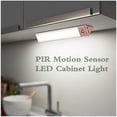 thumbnail image 2 of Iluminación LED para gabinete con sensor de movimiento PIR, recargable por USB, imán fuerte, 16 LED, luces LED de noche triangulares para dormitorio, cocina, lavanda, 2 of 5