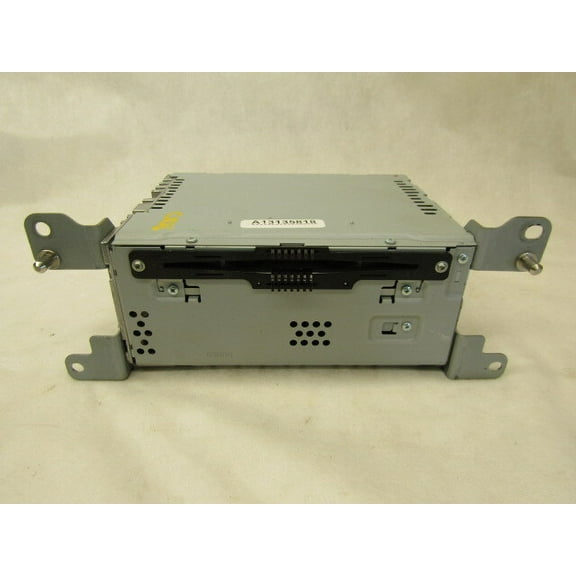 Pre-Owned 2017 Ford Fusion AM FM CD MP3 Radio Receiver OEM LKQ - Verify Specific Vehicle Fitment In Description - (Good)