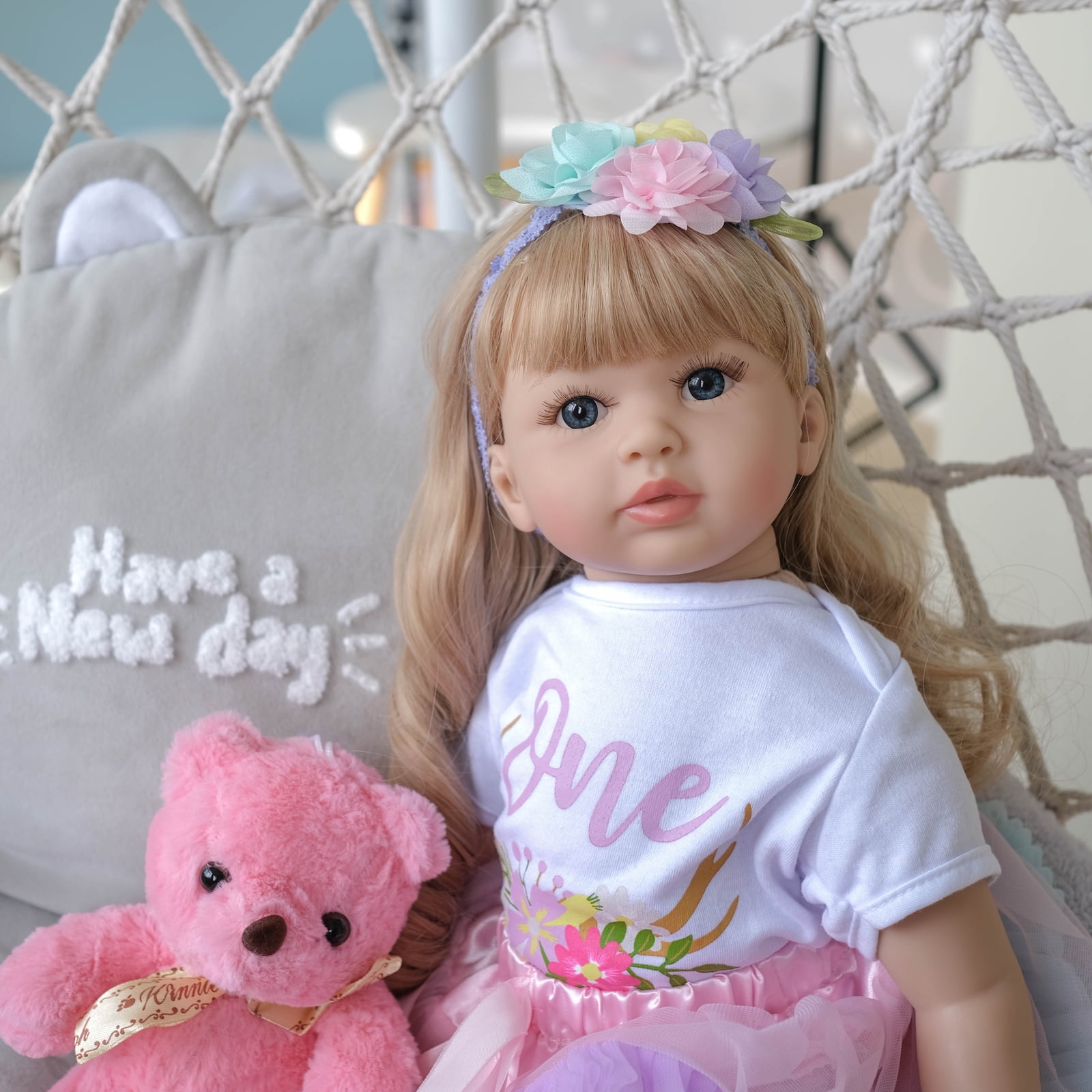 Lifelike Reborn Baby Dolls Girl - Lovely 24" Realistic Newborn Baby Doll with Cloth Poseable Body, Real Life Baby Dolls with Accessories for 3+