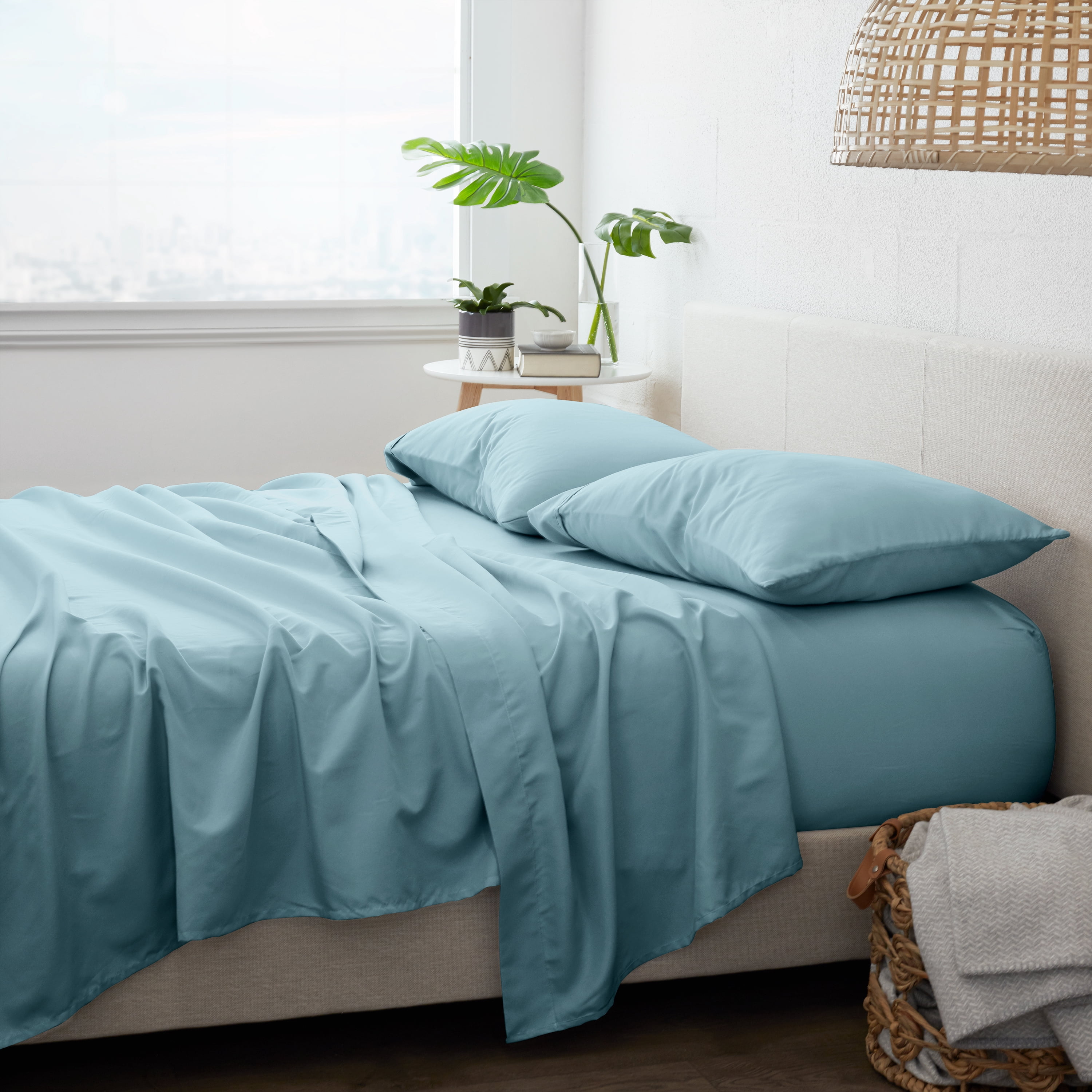 Noble Linens 4 Piece Solid Microfiber Bed Sheet Set, Ocean, California King