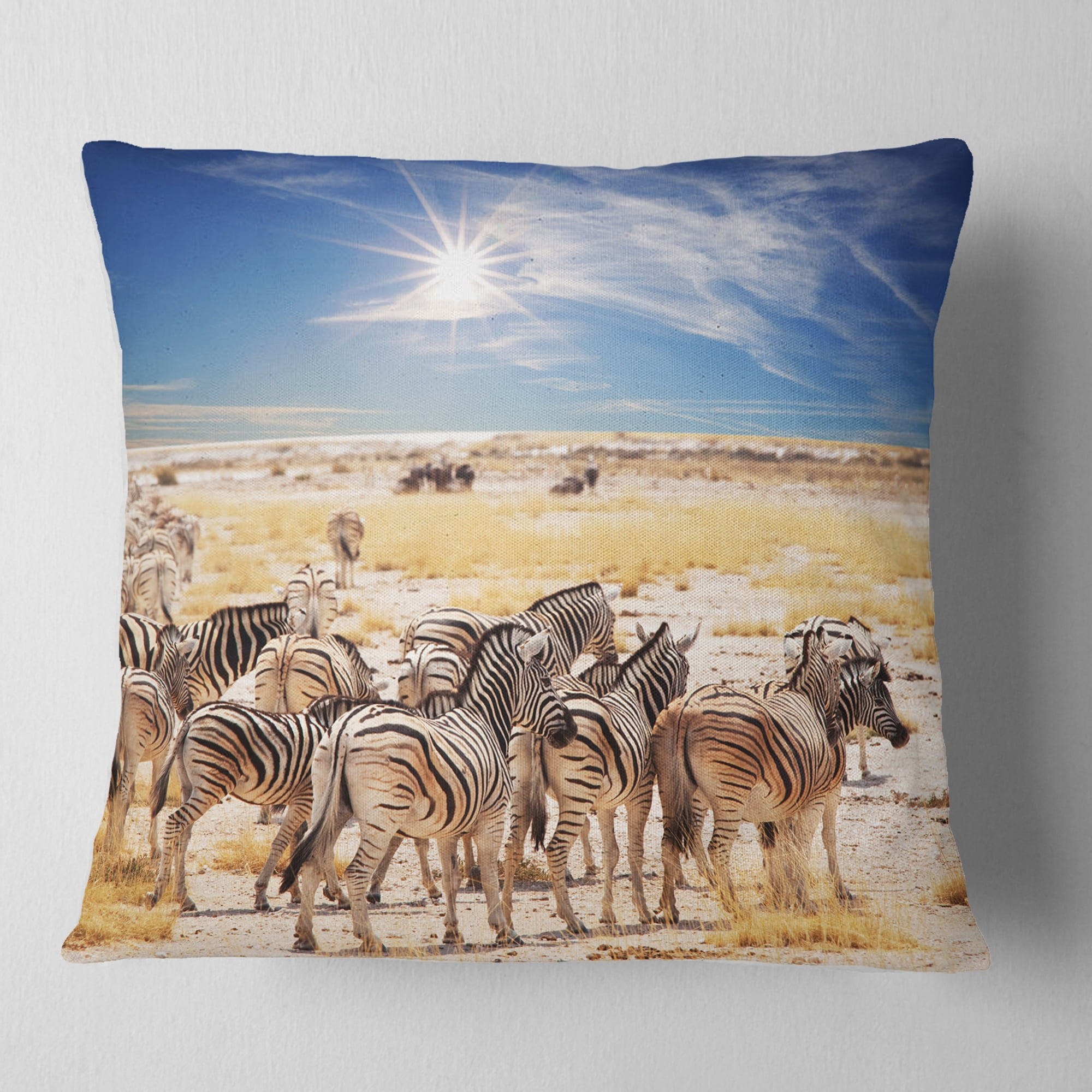 Designart 18" x 18" White Polyester Throw Pillow