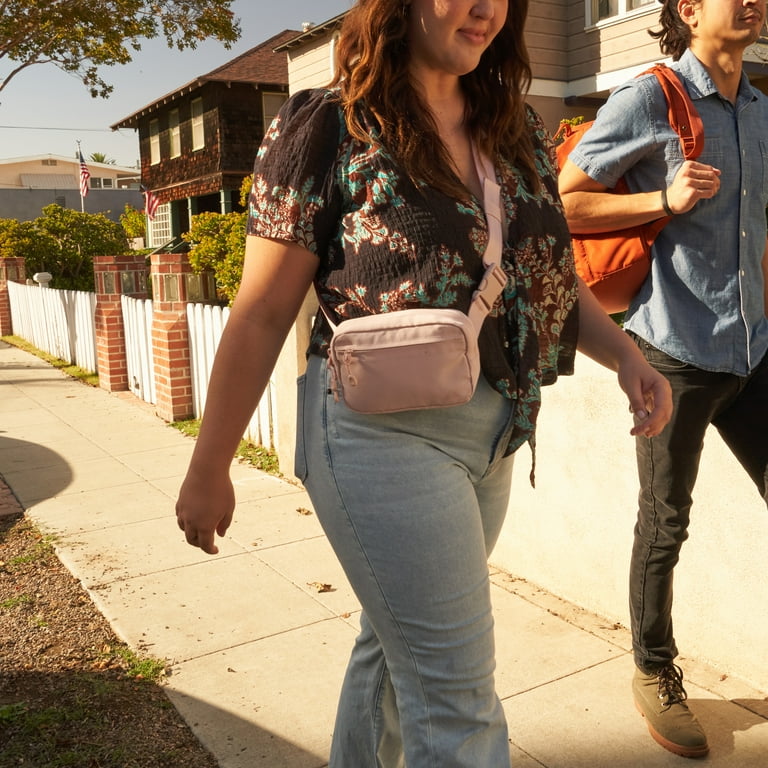 Ozark Trail Waistpack, Dusty Pink Fanny Pack, Polyester Ozark Trail Waistpack, Dusty Pink Fanny Pack, Polyester