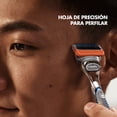 thumbnail image 4 of GILLETTE Fusion5, Rastrillo para Afeitar Reutilizable, 1 Mango + 7 Cartuchos con 5 Hojas para Rasurar la Barba, Afeitado al Ras, Rastrillo para Hombre Gillette NA, 4 of 7