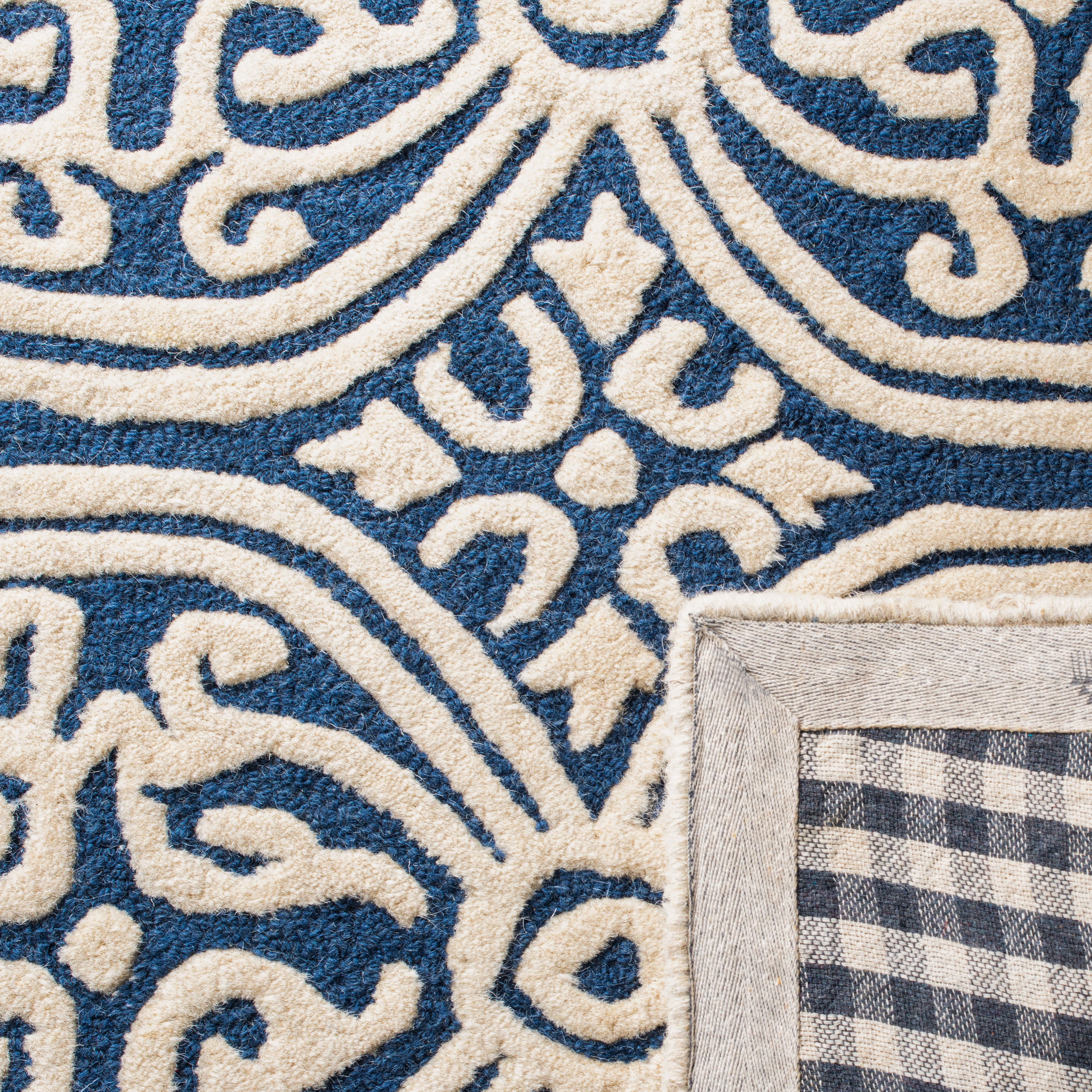 SAFAVIEH Cambridge Leslie Geometric Wool Area Rug, Navy Blue/Ivory, 12' x 12' Round