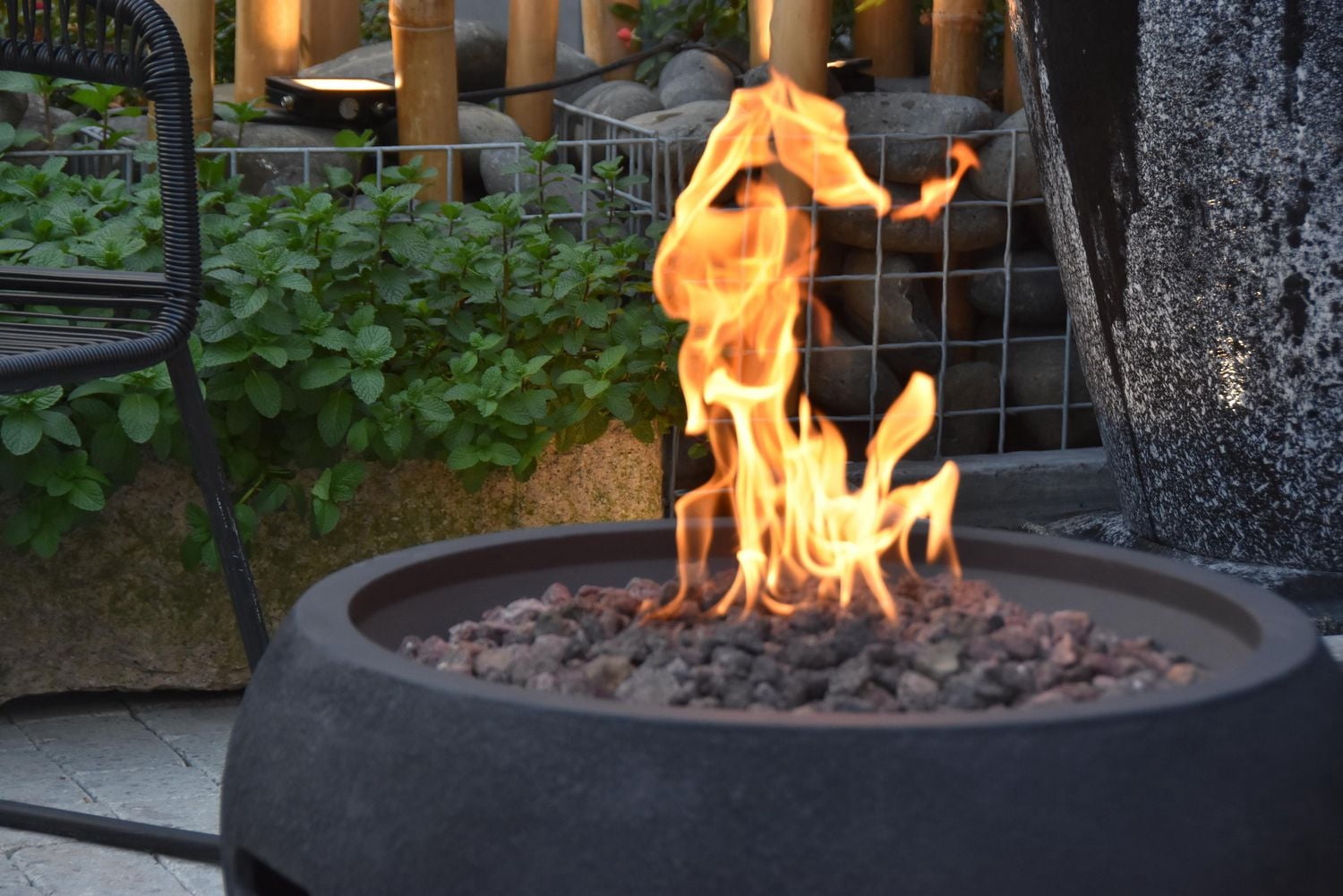 Modeno York Fire Bowl -Textured Black – Glass-Fiber Reinforced Concrete - Natural Gas