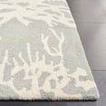 thumbnail image 3 of SAFAVIEH Bella Pascal Floral Coral Wool Area Rug, Grey/Ivory, 2' x 3', 3 of 12