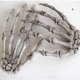 thumbnail image 1 of 2 accesorios de decoración de esqueletos de Halloween manos de esqueletos de Halloween - manos de esqueletos de plástico cortadas de tamaño real para, 1 of 5