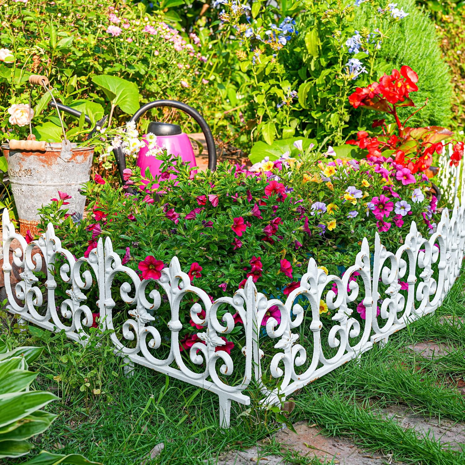 Sungmor 10.6" x 10" Rustic White Cast Iron Garden Edging, Landscape Decor, 4 Count