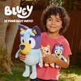 thumbnail image 2 of Paquete de juguetes de peluche Bluey Muffin & Socks Cousins con 8 magdalenas y calcetines 7.5, 2 of 5