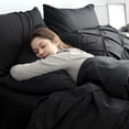 thumbnail image 3 of Juego de ropa de cama Bedsure Queen de gran tamaño negro, 7 piezas, 3 of 9