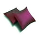 thumbnail image 2 of Fundas de almohada decorativas HomeCentric en fucsia y verde (paquete de 2, 60 x 60 cm), de seda lisa, para sofá, hotel, sala de estar y dormitorio. Estilo moderno liso. Lujo en verde fucsia., 2 of 8