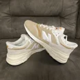 thumbnail image 5 of New Balance 997R U997RMB Sneakers Sandstone Low Top Running Shoes Men's Size 8.5, 5 of 5