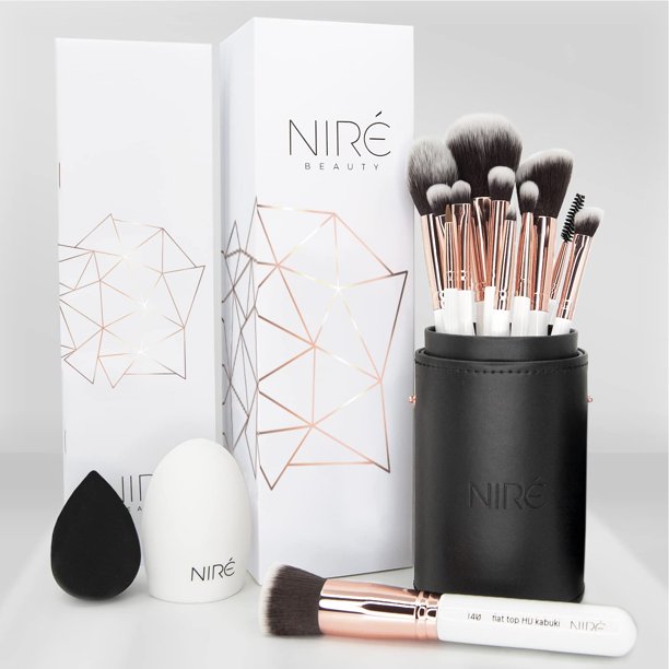 Set de brochas de maquillaje Niré Beauty White de 15 piezas con funda y esponja