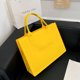 thumbnail image 3 of Bolso Unisex Casual Bolsos de Hombro Gran Capacidad Sólido Moda Hobo Amarillo, 3 of 8