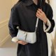 thumbnail image 3 of Bolso Bandolera Elegante 1, 3 of 7