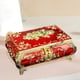 thumbnail image 3 of Caja de joya Hugo Dorada Y Roja Rectangular con Grabado Floral, 3 of 6